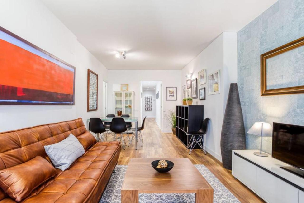 Nice And Cozy 4 Bedroom In Sants-montjuic Bcn
